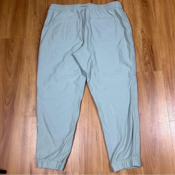Athleta Women’s Utility Jogger Pants XL Sage Green Cotton Stretch Casual - Picture 3 of 14